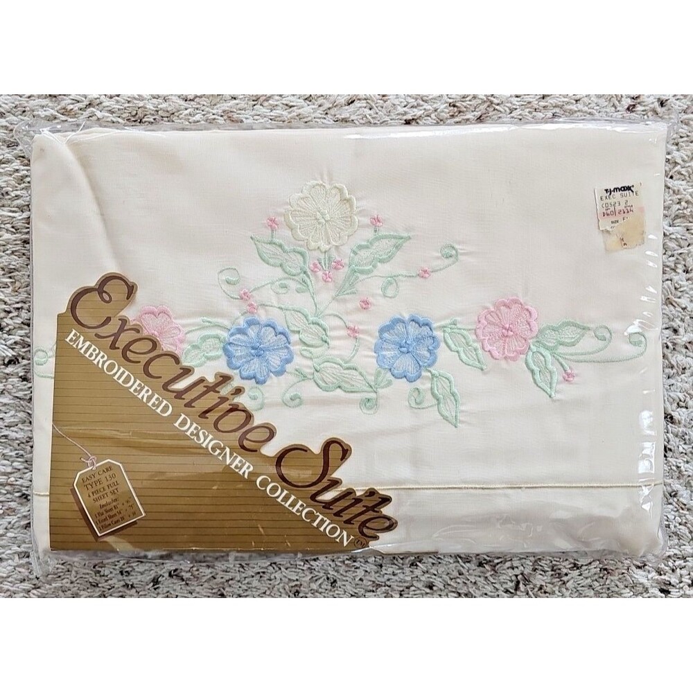 Vintage Executive Suite Embroidered Floral Cream Full Sheet Set NEW NOS Cottage